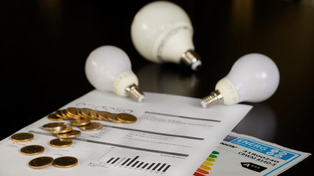 Cómo configurar bombillas inteligentes para ahorrar luz